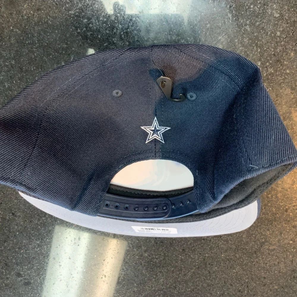 Dallas cowboys Ultra Game SnapBack Black Star Cap